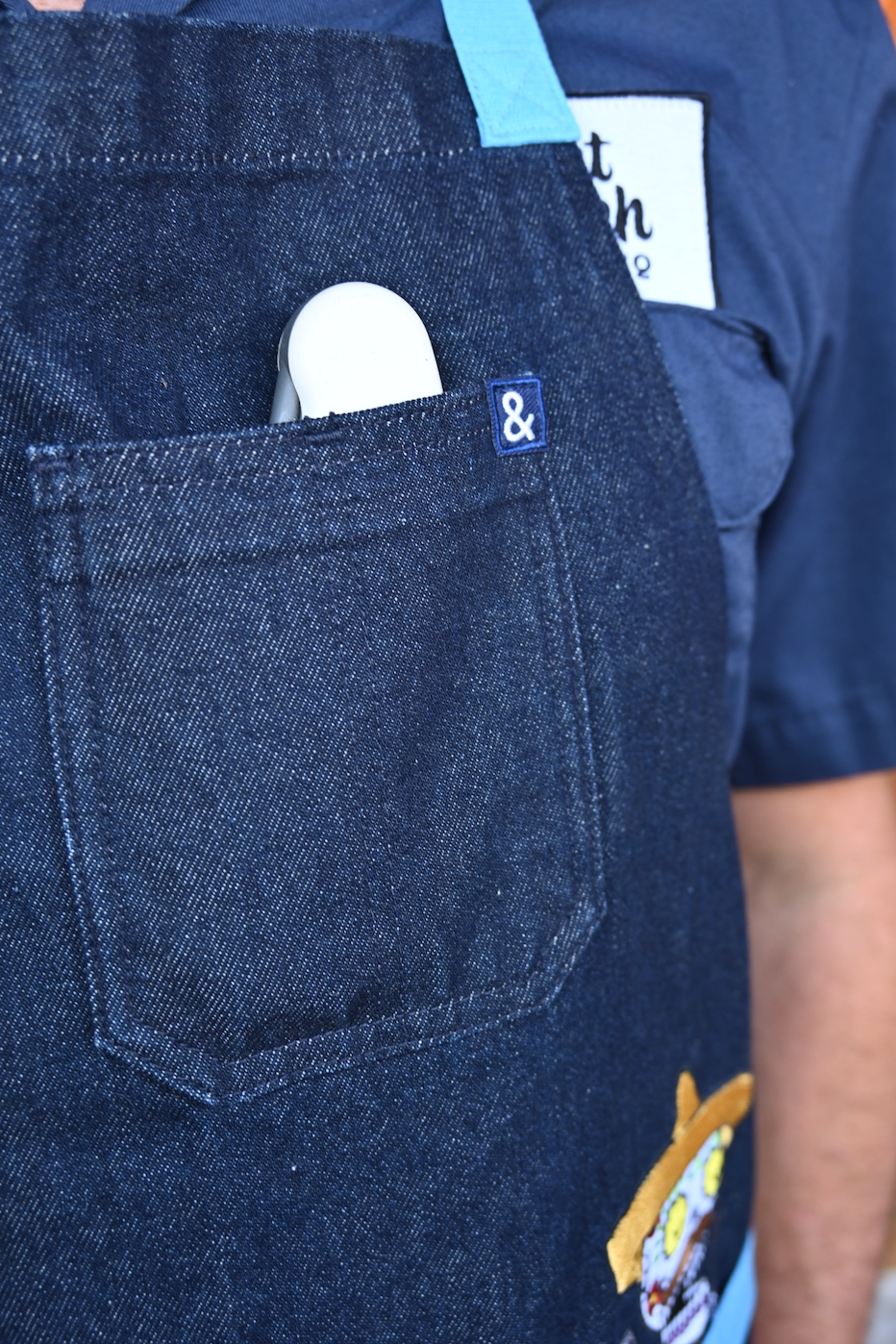 hedley-and-bennett-meat-church-apron-navy-a3 Screenshot_2024-07-03_at_2.52.10_PM.png